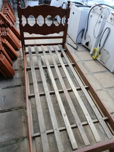 Cama de solteiro 