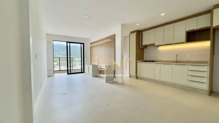 Apartamento com 1 dormitório para alugar, 64 m² por R$ 5.243,71/mês - Monte Verde - Floria