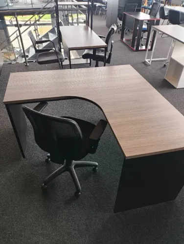 Mesa de Escritório Escrivaninha Angular - 0,75x1,40x1,40cm - MEGA OFERTA!!