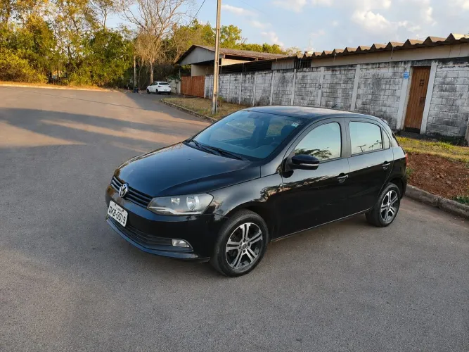Volkswagen Gol GERAÇÃO VI SELECAO 1.6 TOTAL FLEX MEC. 4P 2015