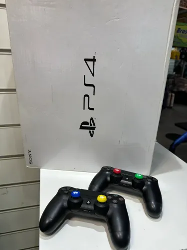 PlayStation 4 1Tb +2 Controles / Garantia / Loja física