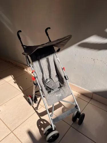 Carrinho de bebê multikids