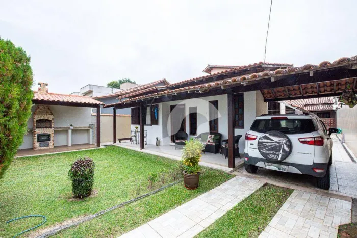 Casa com 2 dormitórios à venda, 254 m² por R$ 990.000,00 - Piratininga - Niterói/RJ