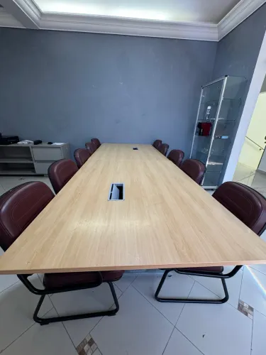 Mesa escritório 3,20 x 1,2 + 10 cadeiras de couro