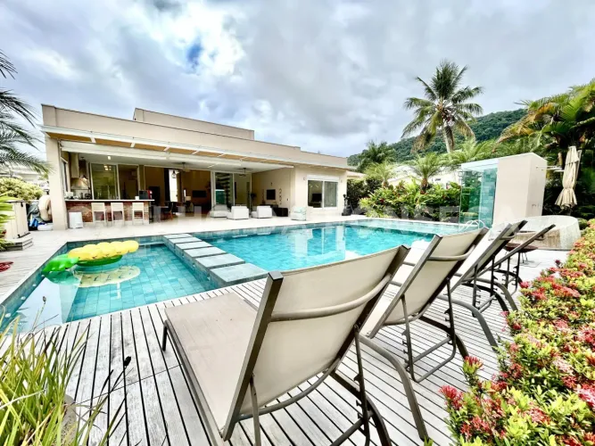 Casa em Condominio - Praia de Tabatinga/Caraguatatuba