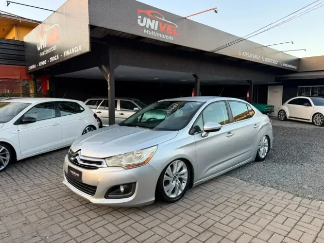 Citroen C4 Lounge Tendance 2.0 Flex 4P Mec. 2014