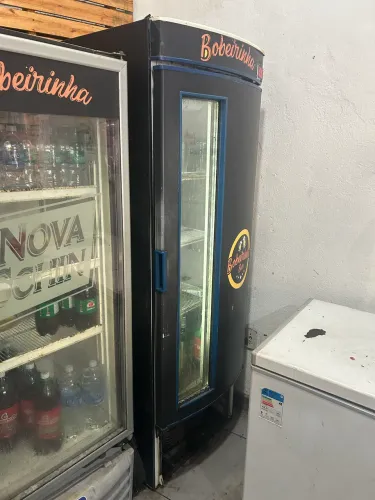 expositor de bebida 