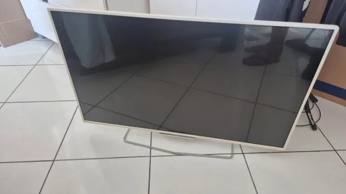 TV Philips 43 polegadas