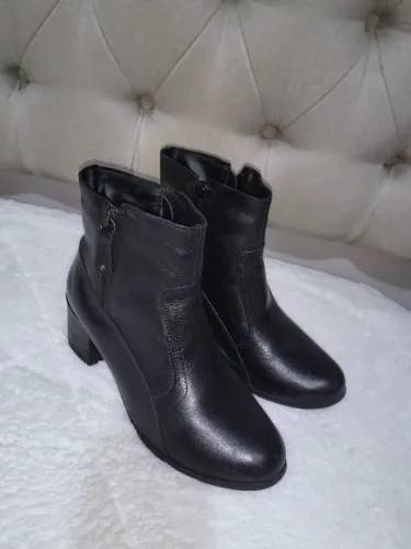 Bota couro sintético