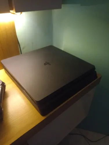 Ps4 slim