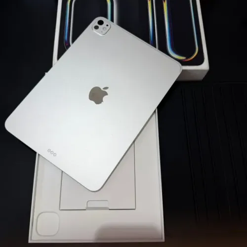 iPad Pro M5 11 Polegadas 256GB! Impecável! Garantia Apple! Acc cartão! OPORTUNIDADE ÚNICA!