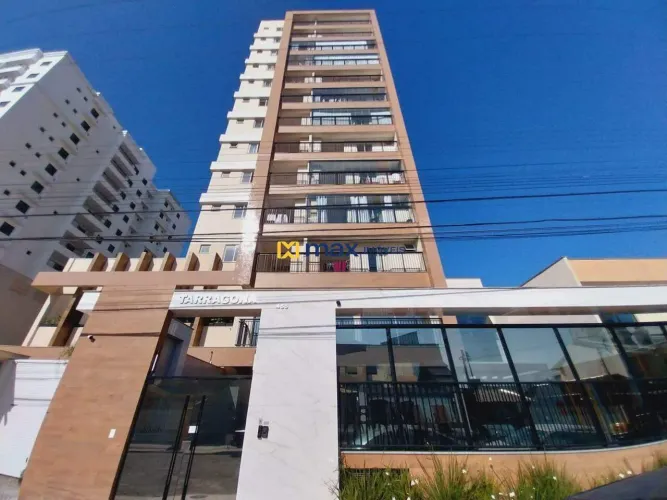 Apartamento semimobiliado com 1 suíte + 1 dormitório no bairro Vila Operária, em Itajaí.