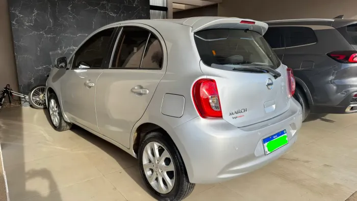 Nissan March SV 1.0 16V Flex Fuel 5P 2015