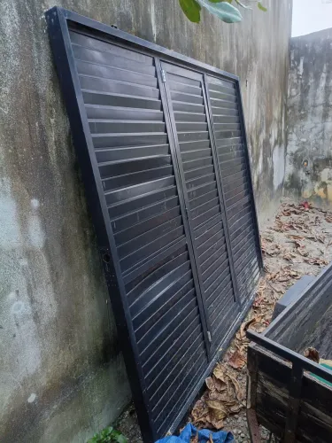 Portão basculante 