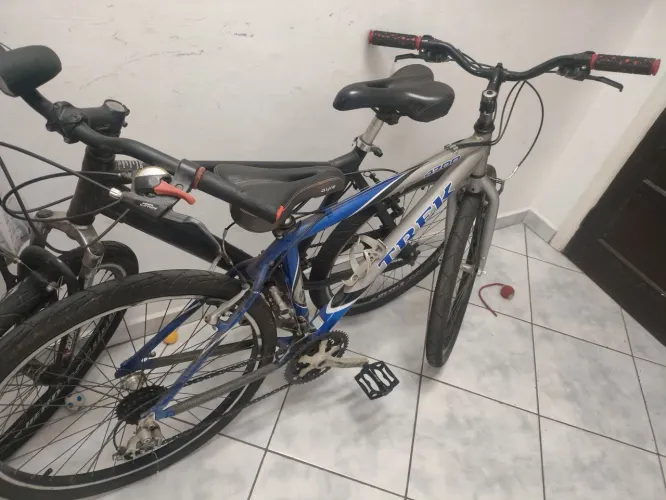 Bicicleta  Trek 4300 aro 26 toda de aluminio
