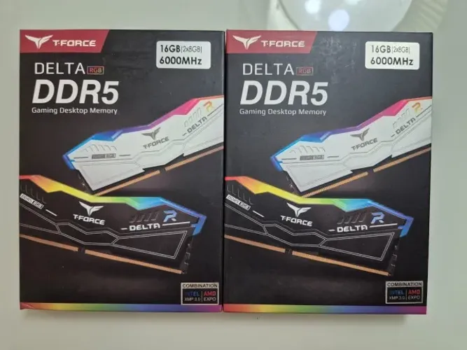 Kit de memória gamer Team Group Delta RGB 16GB(2x8GB) DDR5 6000 AM5