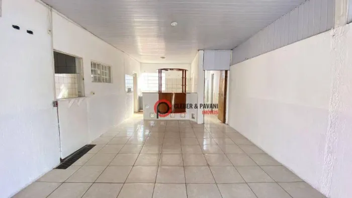 Casa Residencial com salão