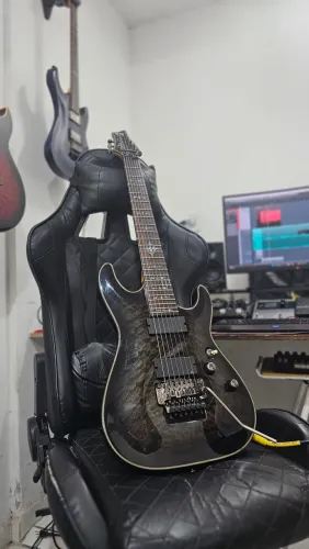 Guitarra 7 cordas alavanca floyd Rose Schecter Elite + EMG