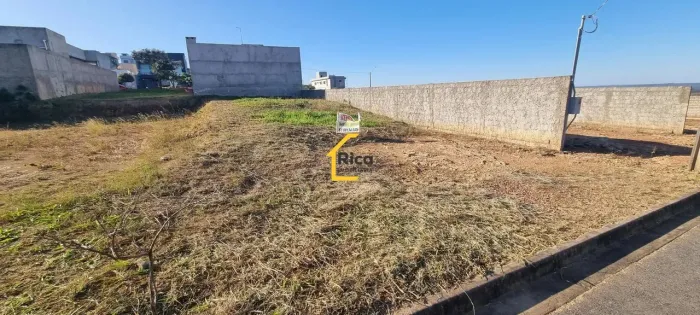 Villa Suíça - Excelente lote de 250m² À Venda no Residencial Villa Suíça