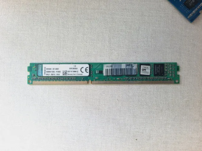 Memória RAM 2x4GB DDR3 1333MHz (NÃO TESTADAS)