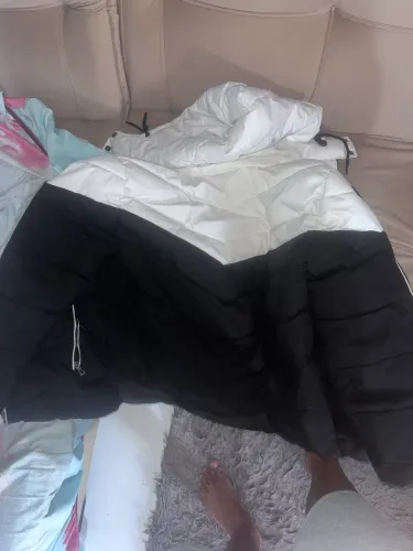 Bobo jaca branco e preto