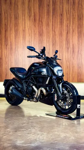 Diavel dark - Particular