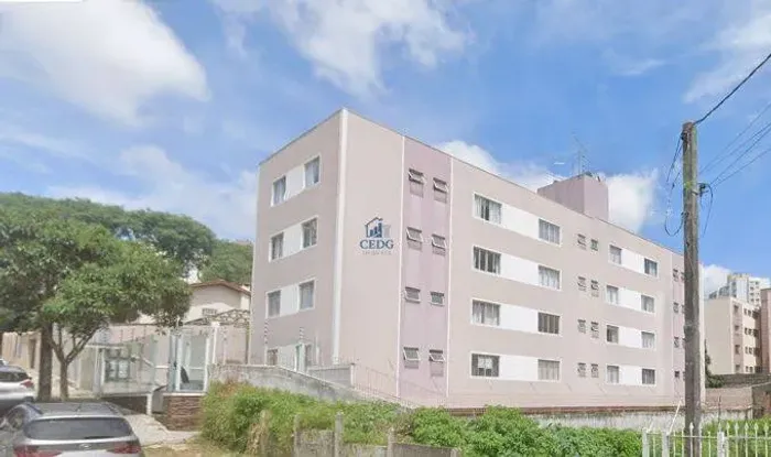 Água Verde: amplo apê 3 dormitórios com suíte e 1 vagas