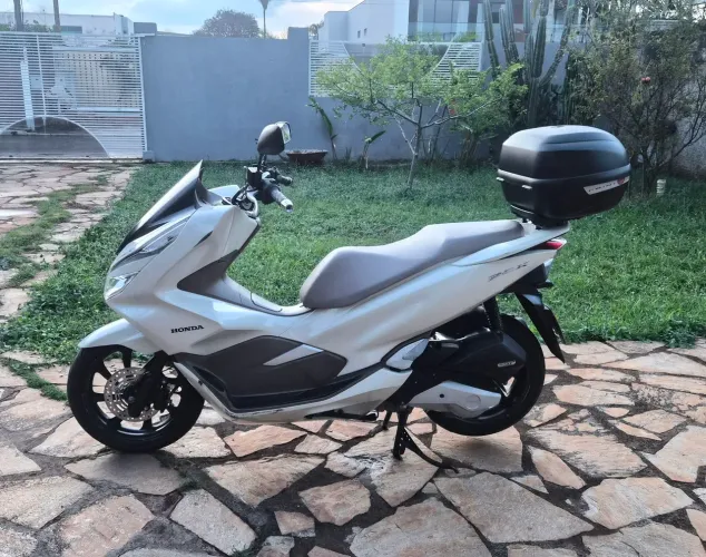 Honda PCX 150 2019 - Econômica, Confortável e Perfeita para o Dia a Dia!