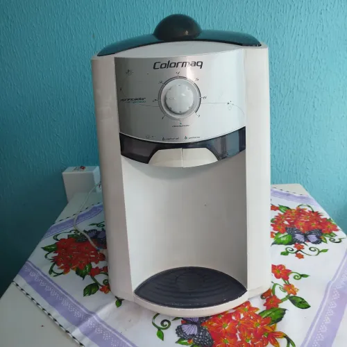 Purificador de água refrigerado Colormaq
