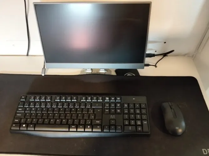 Mini PC BMAX B1 Pro + Monitor Portátil JOOG 15,6" - Setup Completo | Pouquíssimo Uso