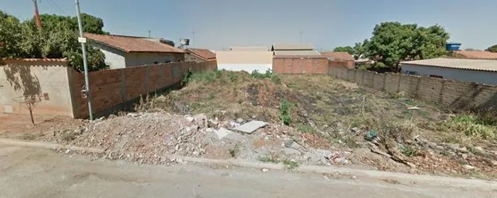 Lote - Jardim Tropical - 330m² - IPTU: R$ 170,00/Mês