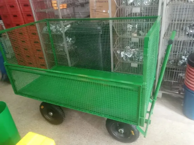 Carro plataforma telado 