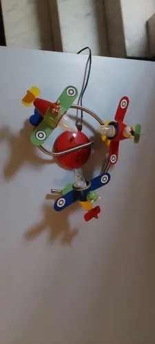 Luminária de teto infantil