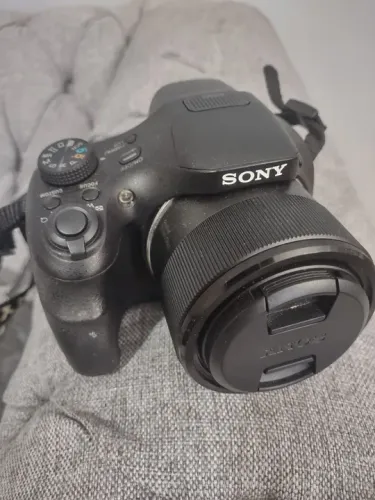Câmera Sony Super Zoom 42x