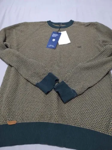 Blusas de Lã - Abraça a Elegância e o Aconchego!