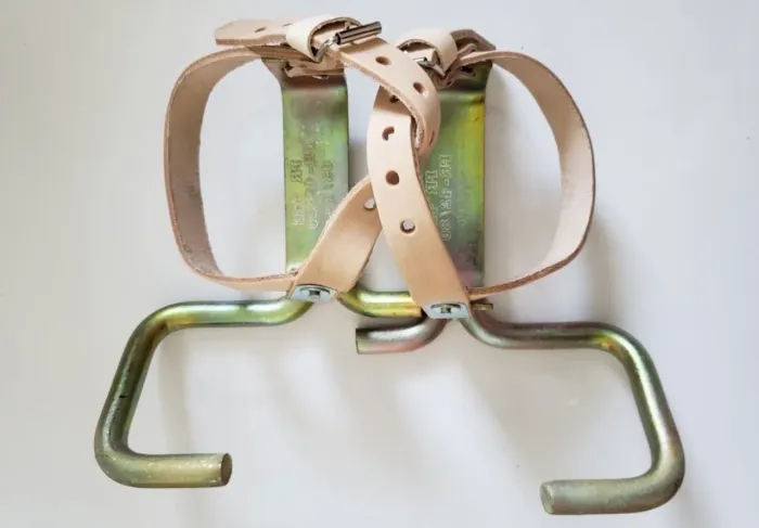 Espora Para Poste Duplo T 80mm