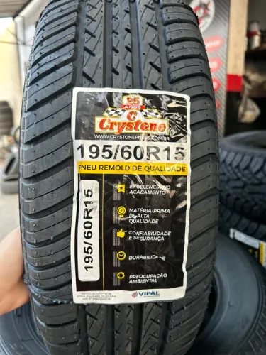 Pneu Crystone remolde novo 195/60r15