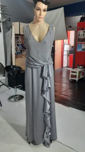 Vestido de festa prata