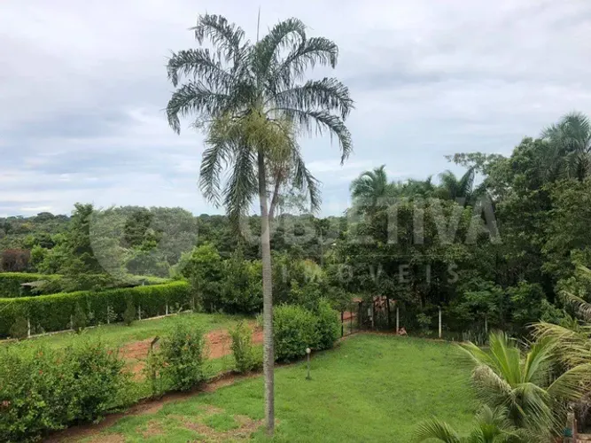 Chácara em Condomínio à venda, 3 quartos, 1 suíte, 4 vagas, CHACARAS ELDORADO - UBERLANDIA