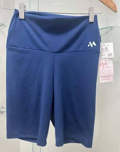 Bermuda de Academia Azul Marinho