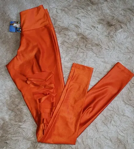 Calça Legging Giletada Rasgada ( Mendigata) Tamanho P
