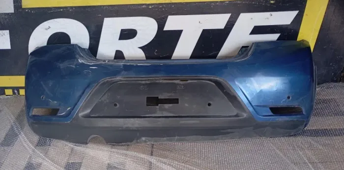 Parachoque traseiro Chevrolet Onix LTZ 2017-2019