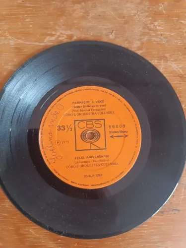 LP Compacto vinil- Parabéns a você - coro e orquestra columbia-1973