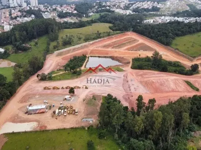 Lote de 250m á venda no Residencial Lago Azul