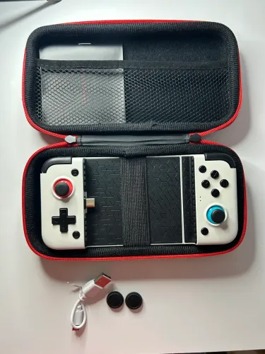 2 controles Game Sir X2 e Game Sir X2 Pro