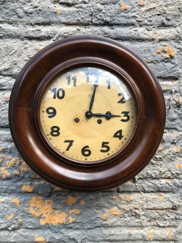 Relógio de parede Olho de Boi 