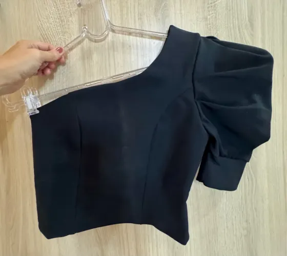  Cropped "mula manca" preto tamanho M