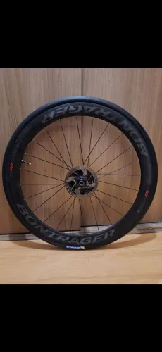 Roda traseira Bontrager Aeolus XXX Disc