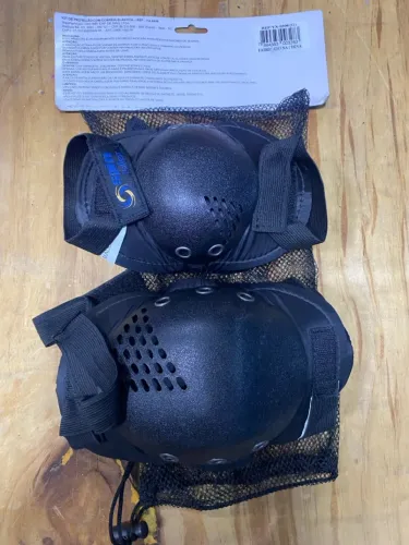 Kit de Proteção para Esportes Radicais - Joelheira e Cotoveleira