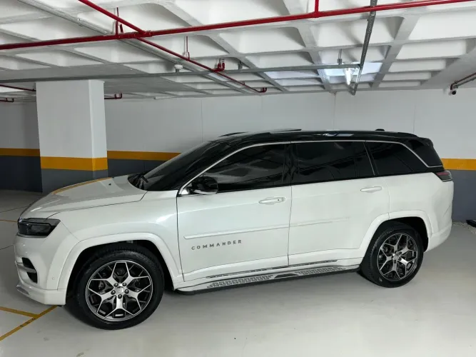 JEEP COMMANDER OVERLAND 1.3 TURBO